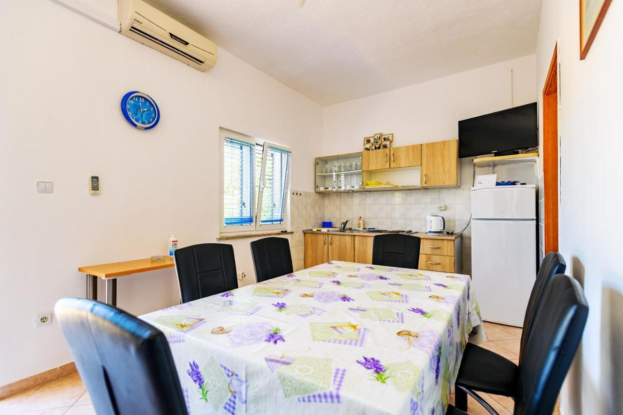 Apartmant Prosika Pag Town Bagian luar foto
