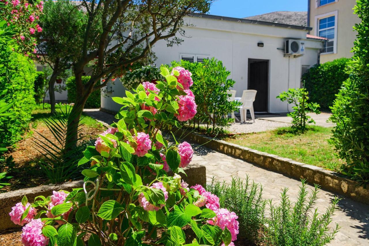 Apartmant Prosika Pag Town Bagian luar foto
