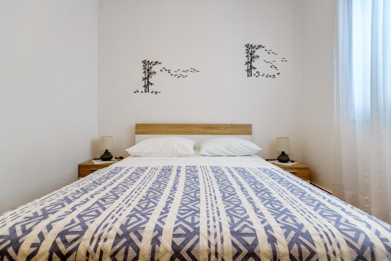 Apartmant Prosika Pag Town Bagian luar foto