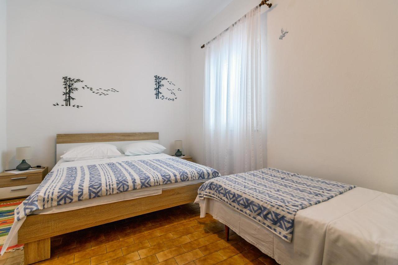 Apartmant Prosika Pag Town Bagian luar foto